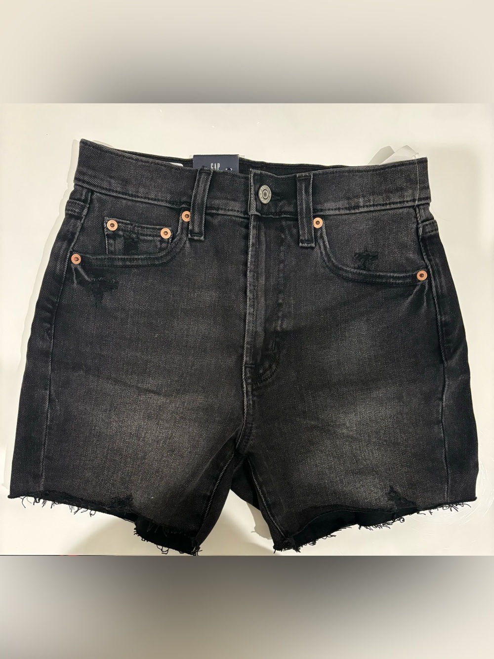 NWT - GAP Women’s Black Jean Shorts